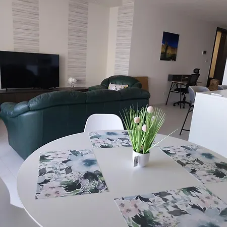 Apartmán Mellieha, Charming 2 Bedroom Santa Maria Heights Mellieħa