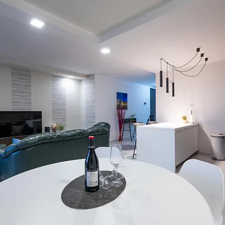 Mellieha, Charming 2 Bedroom Santa Maria Heights Mellieħa